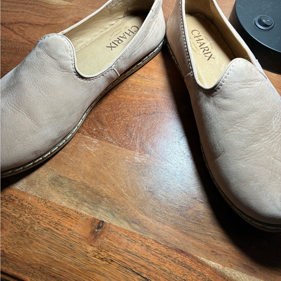 Charix Beige Loafers - Picture 4 of 4